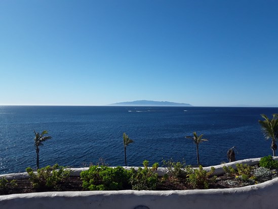 Walking along the sea front promenade with a stunning view of Gomera! Feb - 2020