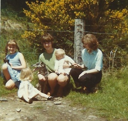 Karen, Lou, me, Sharon and Mike 1970