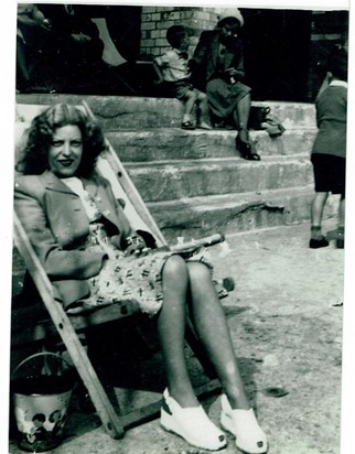 Phyllis Leonard Plymouth 1944....Tinside, Plymouth Hoe. Circa 1944