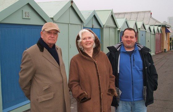 Neville, Kathryn and Stef - a Boxing Day stroll