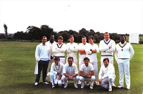Mike with the Dulwich Hamlet Old Boys Cricket Team