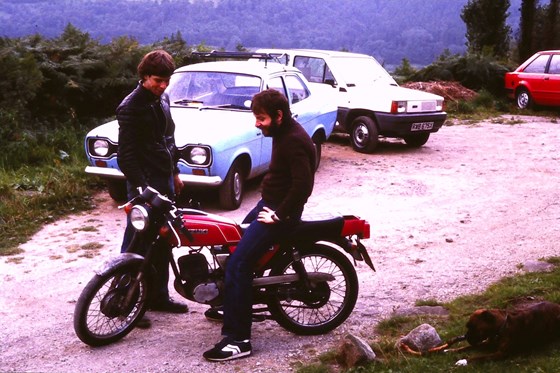 1983 Derbyshire, Iain borrowing a neighbour's bike