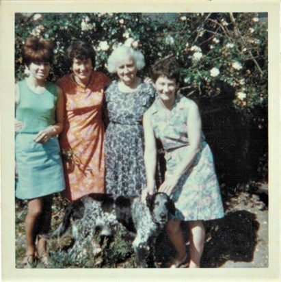 Ann,Audrey, Nana, Olive and Smutty 1966