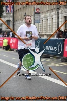 stephen barron running the british 10k london run for cldf 12-7-2015