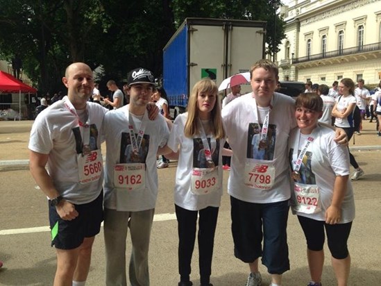 family and friends take on the british 10k run in aid of the cldf 2014