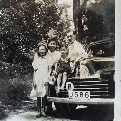 Young Diane with family 