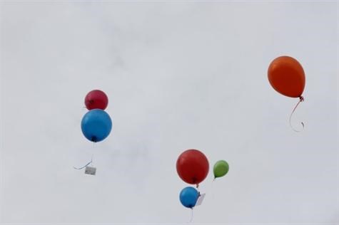 Sammys 1st Angelversary.....Balloon Release