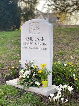 Elsie’s memorial stone by Henry Grey