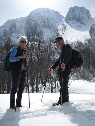 Posy and Richard hike Abruzzo