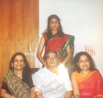 4 generations, August 1990
