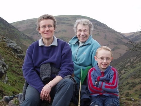 Alison, Mum and Tyler, Carding Mill Valley, March 2005
