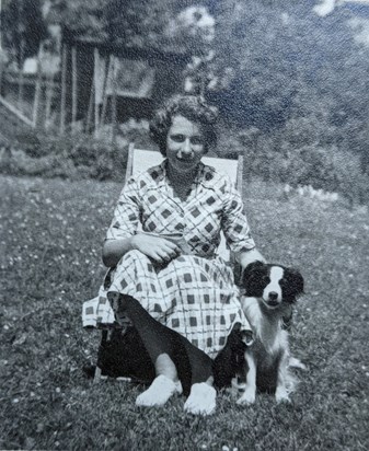 Mum & Mickie 1950