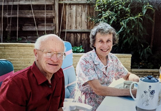 Bill & Elizabeth, Sunday lunch on the patio, June 1989