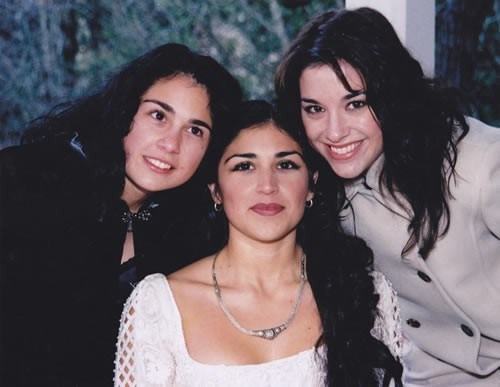 Patz with sisters Jessie &  Jamie in2003
