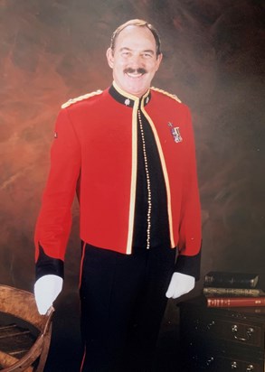 In loving memory of Lt Col Donald Dryhurst