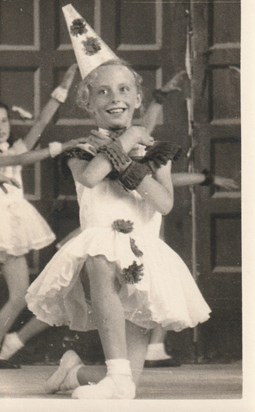 mum 1955 pierretta bridgemary  school