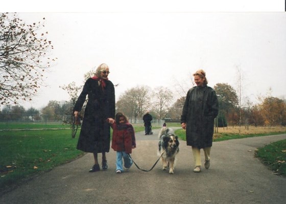 Happy memories from Regent's Park - Merlin, Miraya and Monika with Brenda XX