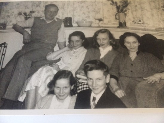 June with her mum and dad and siblings Pam Eric and Rita at home on Welling. 