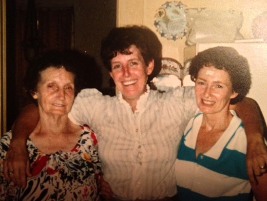 Grandma Reba, Momma and Aunt Frieda
