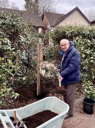 Planting a memorial tree for mum 20th March 2021