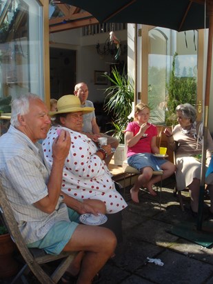 Shared Birthday tea (Grandma, Clare, Pippa) at Cae Knovil, June 2009