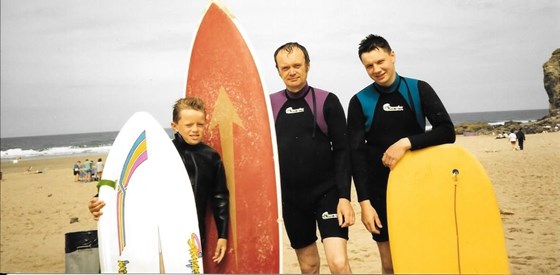 The surfer dudes 