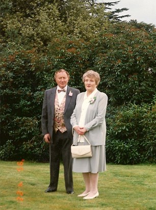 Mum & Dad 1995 