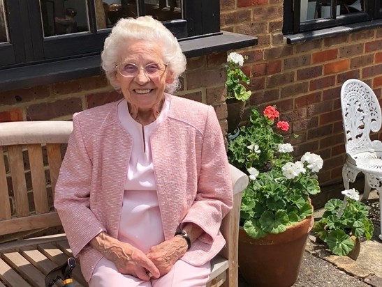 Mum   with geraniums