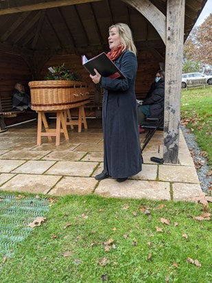 Jacqui, celebrant. Thanks to Brian Becker for photograph.
