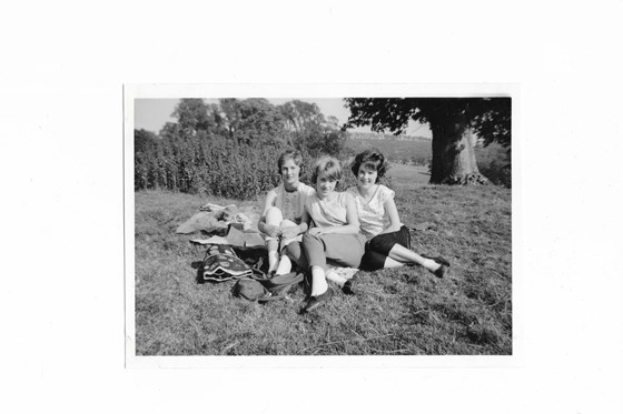 Jen with Carol Hall and Elizabeth McEwan in Chatsworth Park August 1962