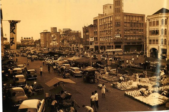 Sights of street during the 1930s