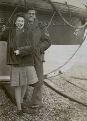 Tom and Dot before they were married 1945