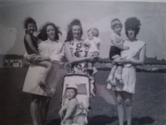 Martin age 2 with Gran, Marie, Yvonne, Kerry, Peter and Lee in Corby