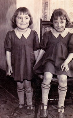 Shirley & Mum 1947 George St Primary