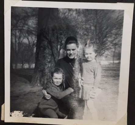 Sian, Anne & Karen in Acton Park 1965