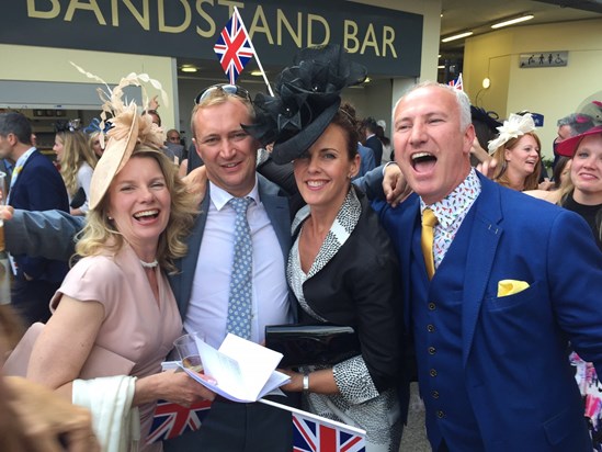 Ascot 2015.. singing around the Bandstand