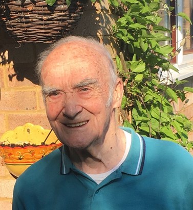 Joe (90) at home 2018
