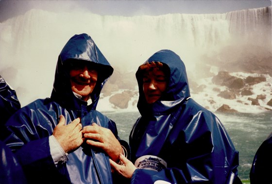 Joe and Barbara at Niagra Falls