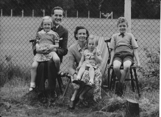 The Hanley family at Chilworth, summer 1953