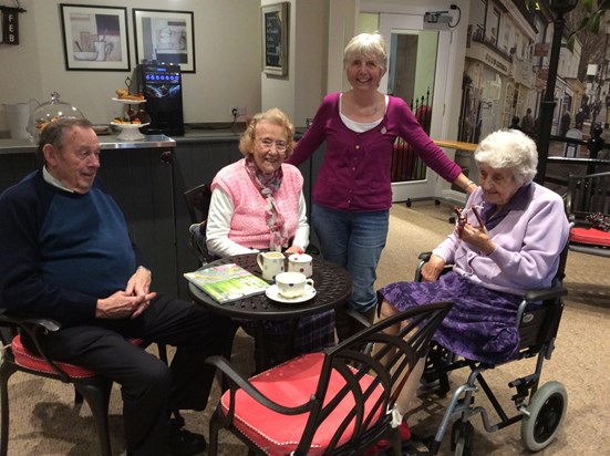 Tea, cakes and a natter with Julie and Roy in Linden Square