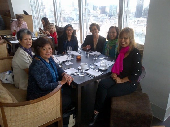 An afternoon with Esther and few FWA-UK friends, Elvie, Bing, Clarita, Linda, Jeannette.
