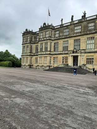 So today dad we went back to longleat for you as we didn't get to the mansion or the gardens when we were there 2 years ago and you said we would go back there to the mansion and the gardens  