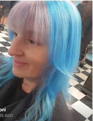 Dad I had my hair done today had the colours in memory of you I had blue as it was your favourite colour and the lilac as it was the colour you said was the best colour you'd seen my hair xxxxx
