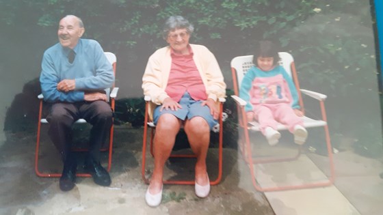 Maiher with Nan & Grandad Shrubb