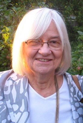 Dr Janet Wolf