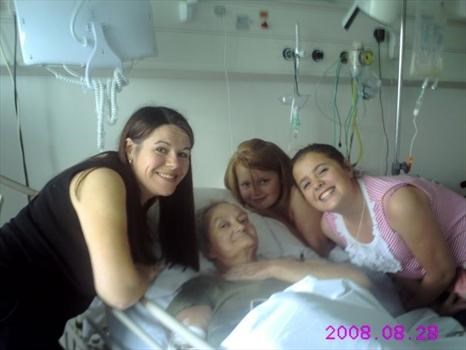 Mums 61st birthday - Univ College Hosp London (2)