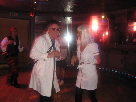 Ann & Eddie dancing the night away xx