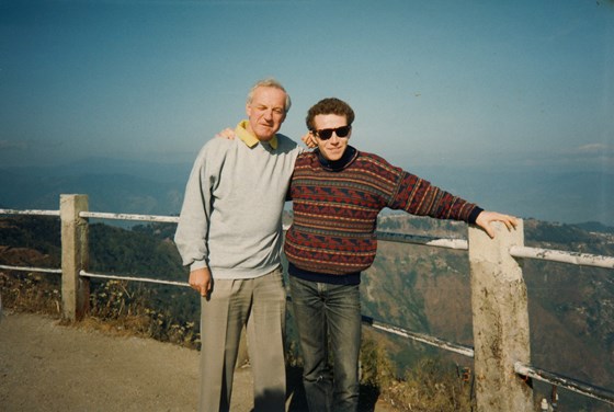 Dad with Michael in the Blue Mountains in Australia (1998 ?)
