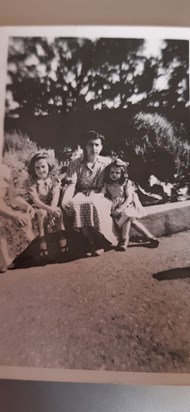 Mum with Granny (Ida Jane) and Brenda