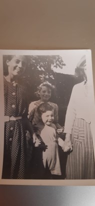 Mum with Brenda and Ivan, and Great Granny, age 14-15?